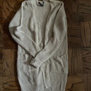 ⭐️ 4 for $20 beige cardigan